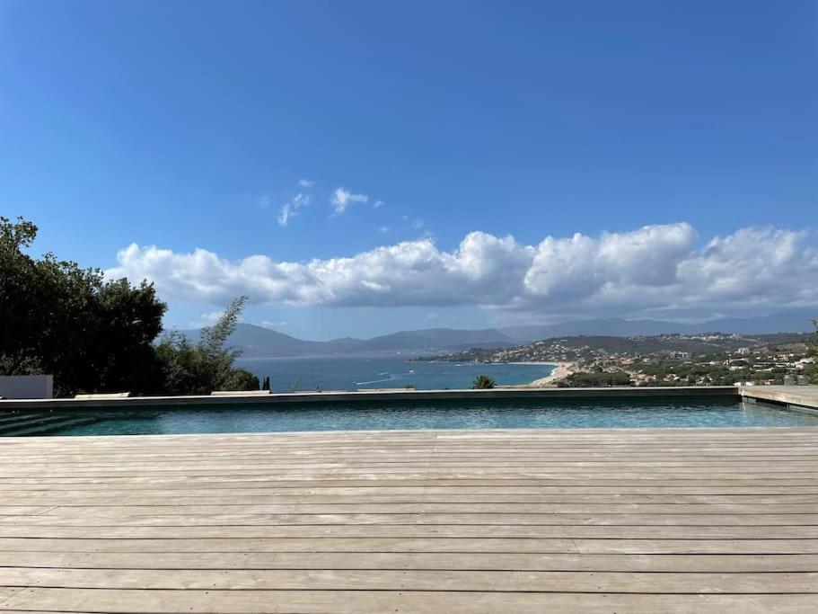 Villa Alandra Pietrosella エクステリア 写真