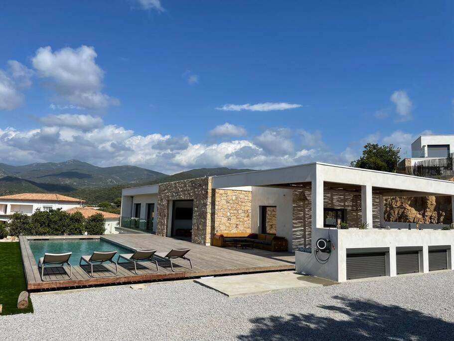Villa Alandra Pietrosella エクステリア 写真