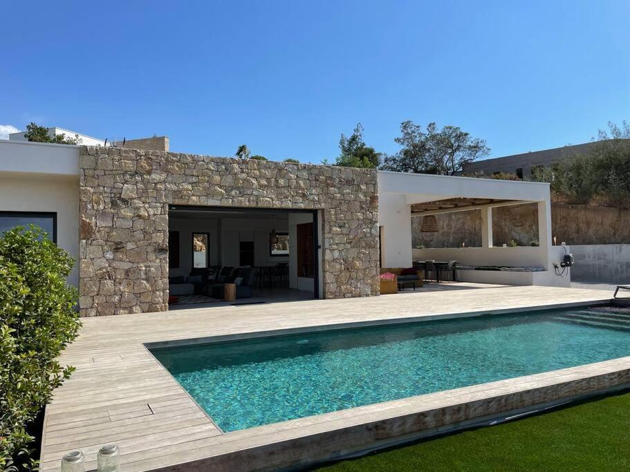 Villa Alandra Pietrosella エクステリア 写真