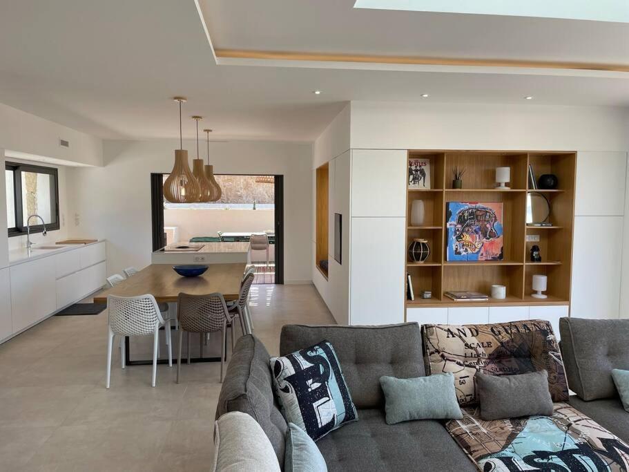 Villa Alandra Pietrosella エクステリア 写真
